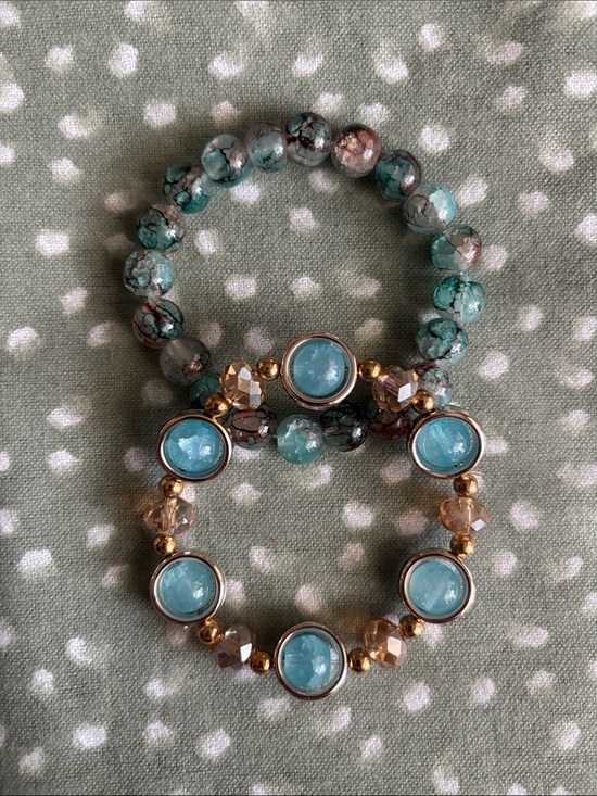 Jewelry - Elegant Turquoise Beaded Bracelet Set